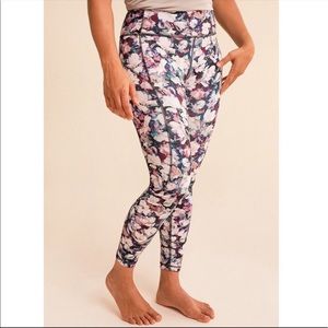 In movement tight 25” Barre3 floral leggings